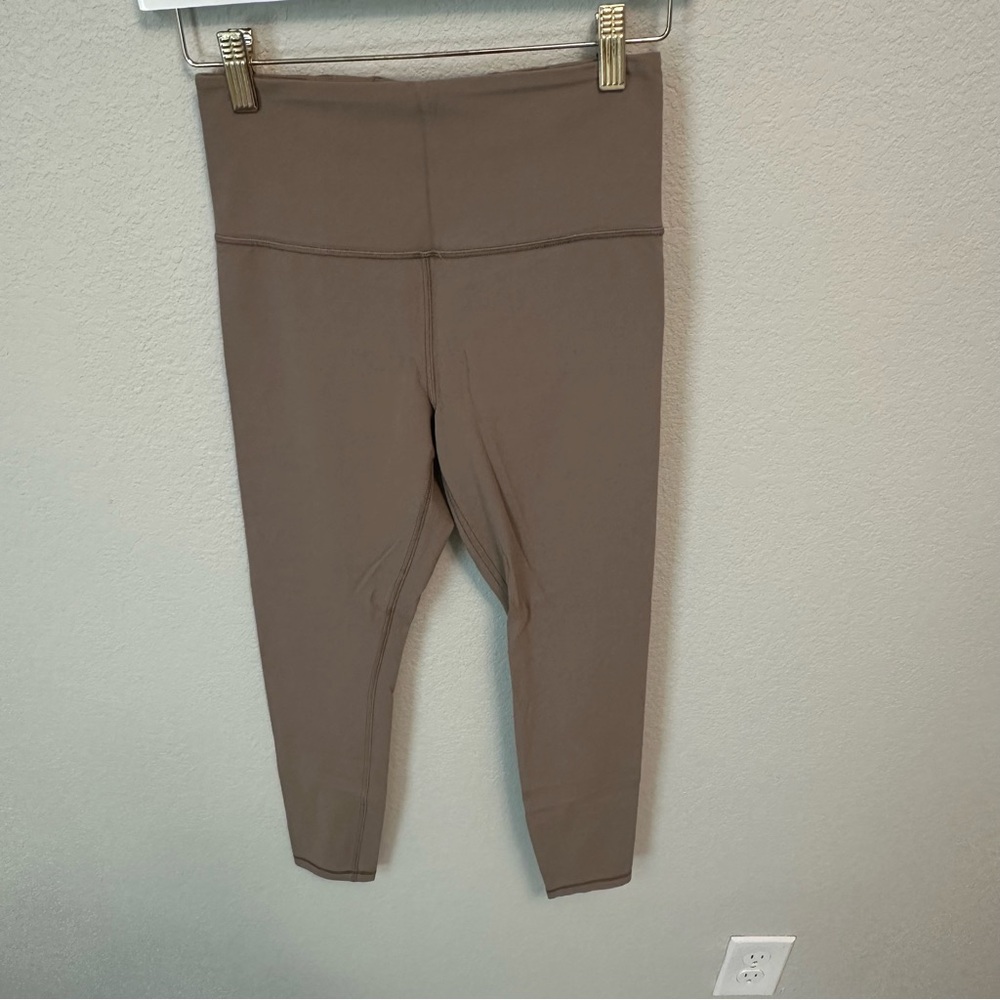 Athleta Ultra High Rise Elation 7/8 Tight - Size XS - Mocha
